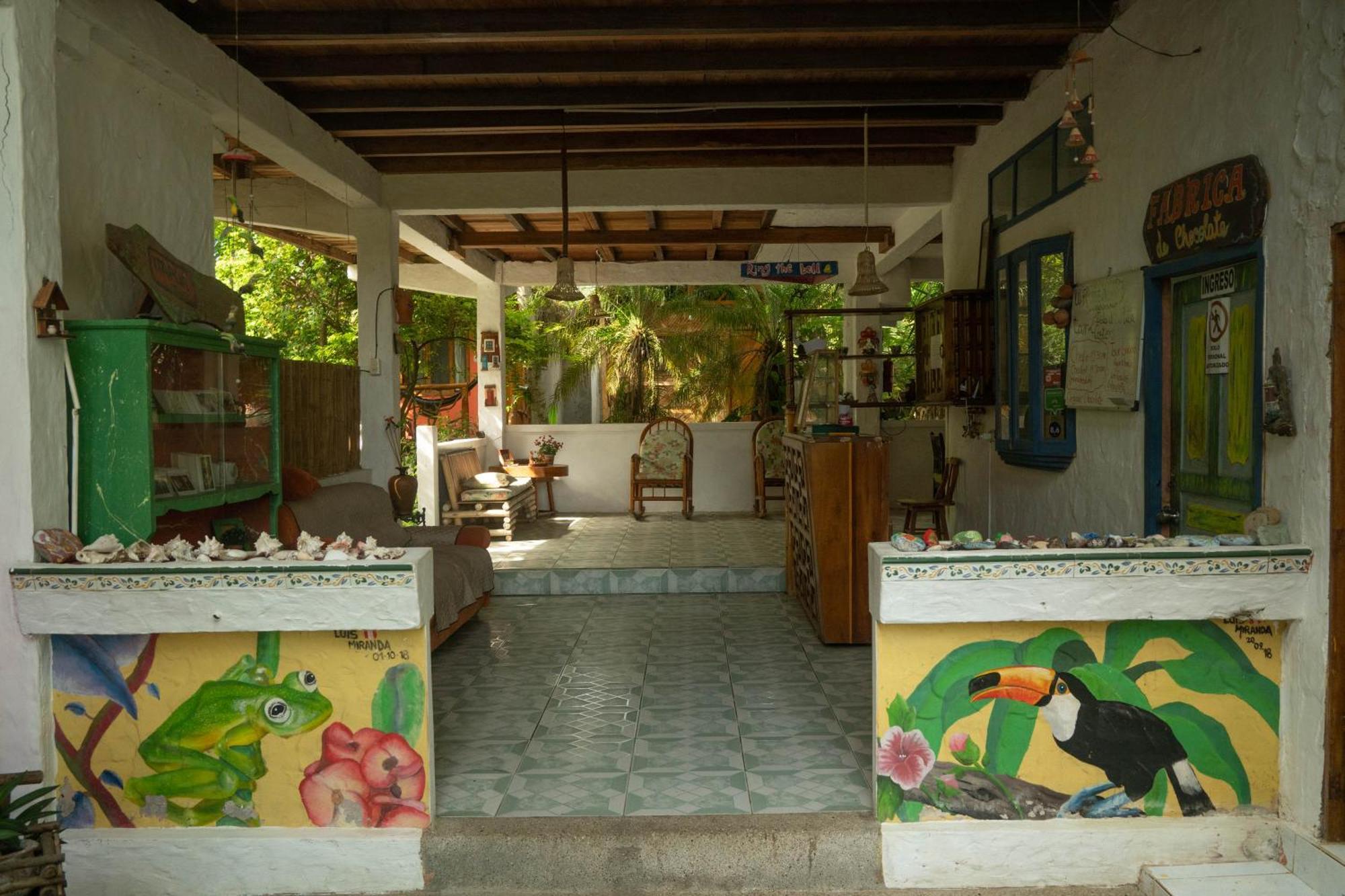 Bed And Breakfast Puerto López Dış mekan fotoğraf