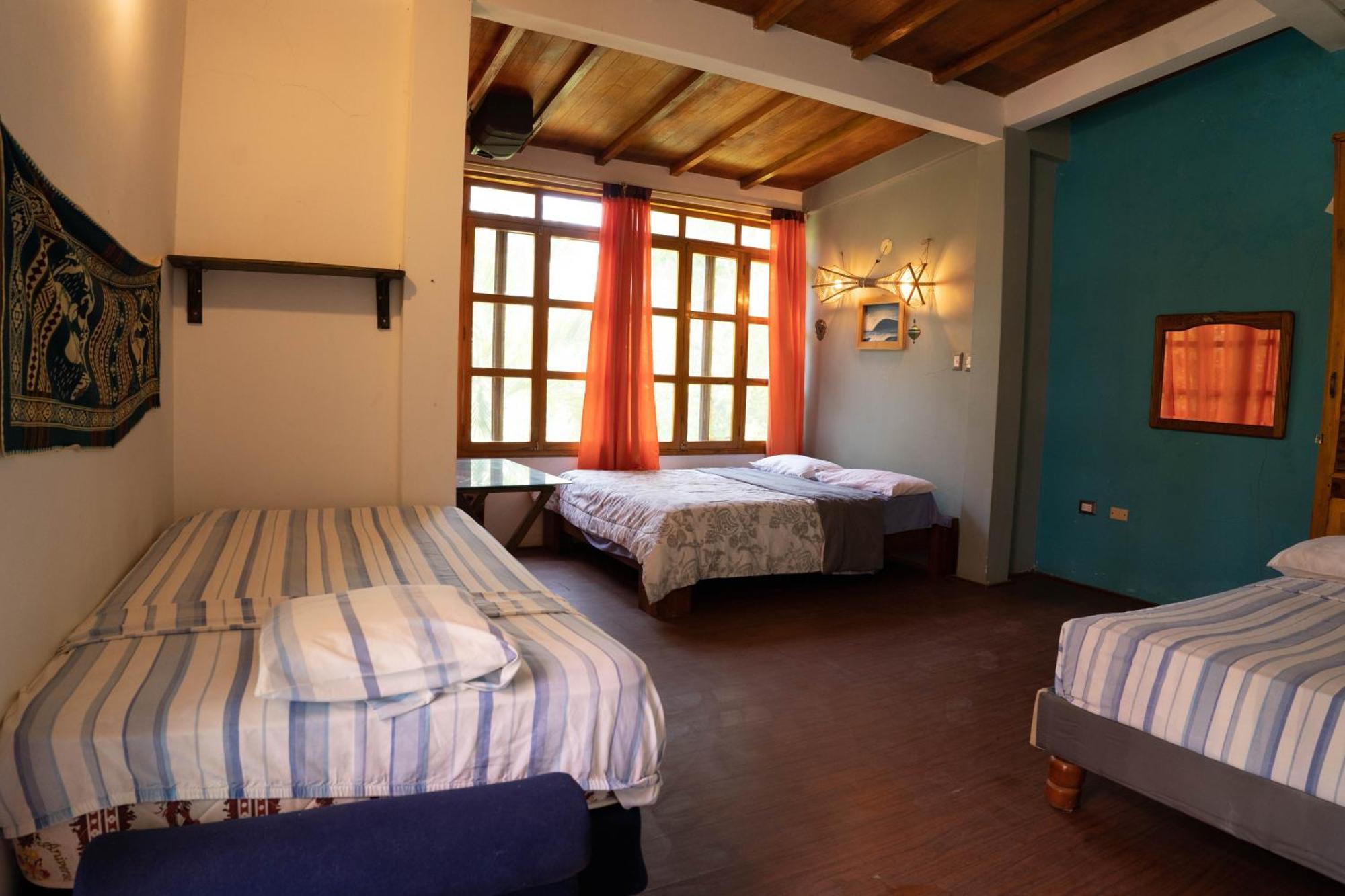 Bed And Breakfast Puerto López Dış mekan fotoğraf