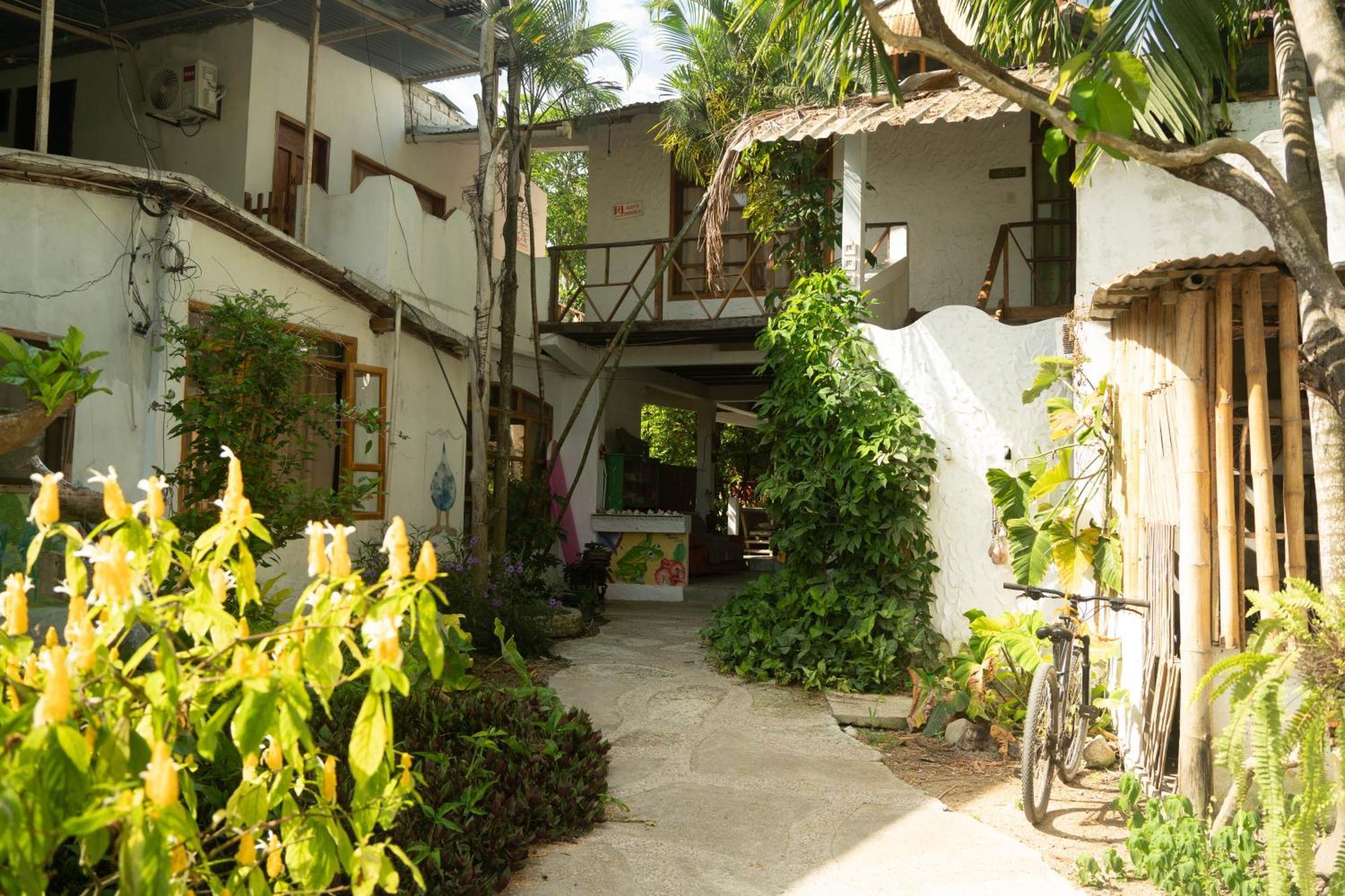 Bed And Breakfast Puerto López Dış mekan fotoğraf